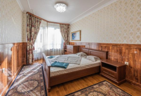 Bohemian Lux Apartment